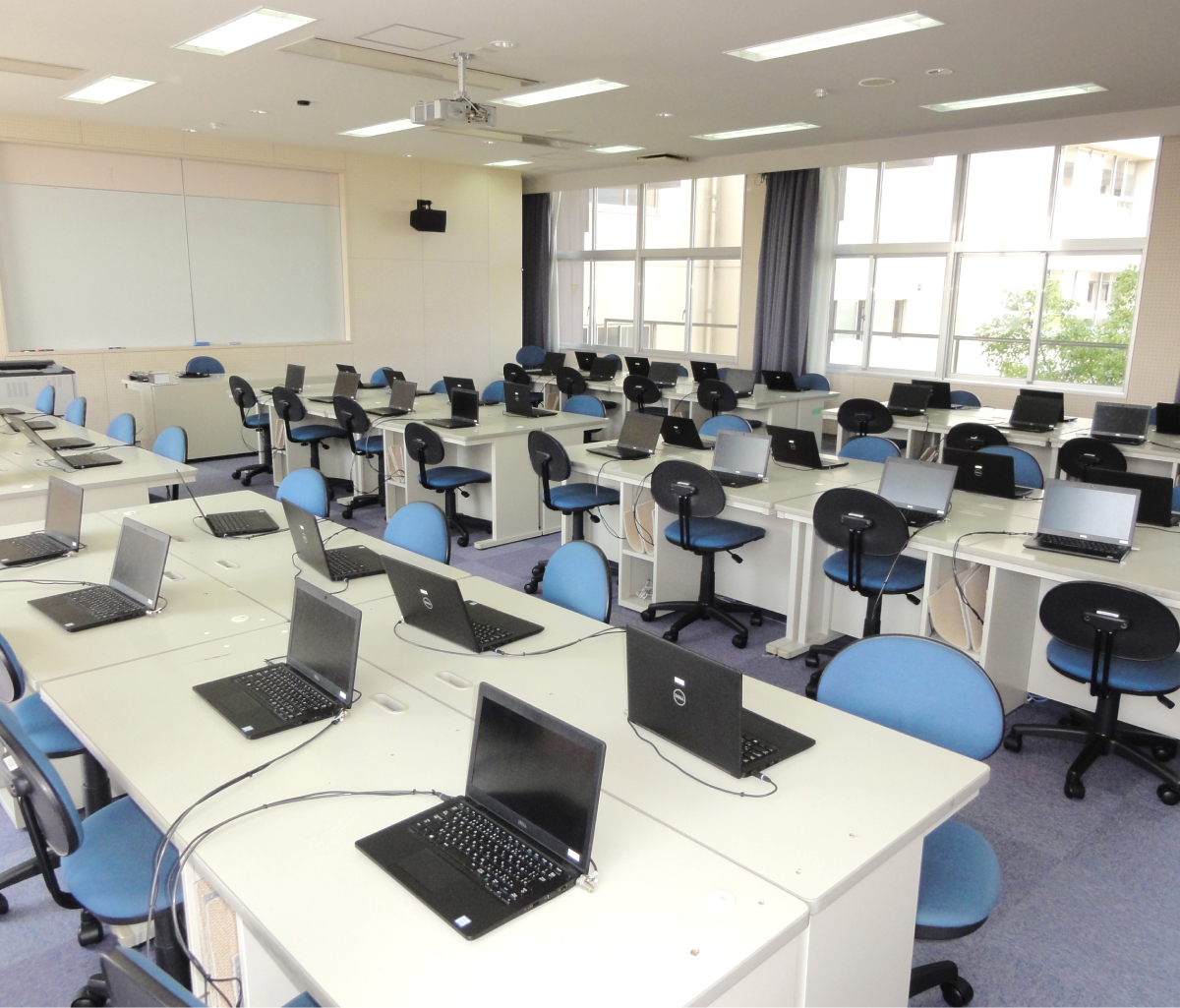 東館ICT教室の写真