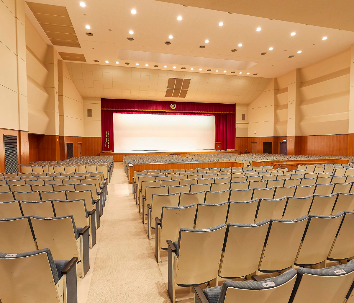 マリアンホール（講堂）の写真