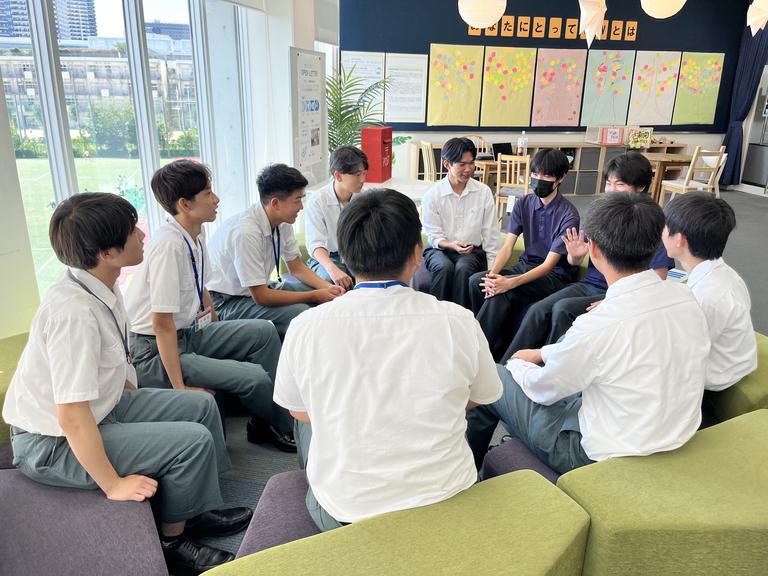 東京の学校視察で学んだこと ― 生徒インタビュー 画像