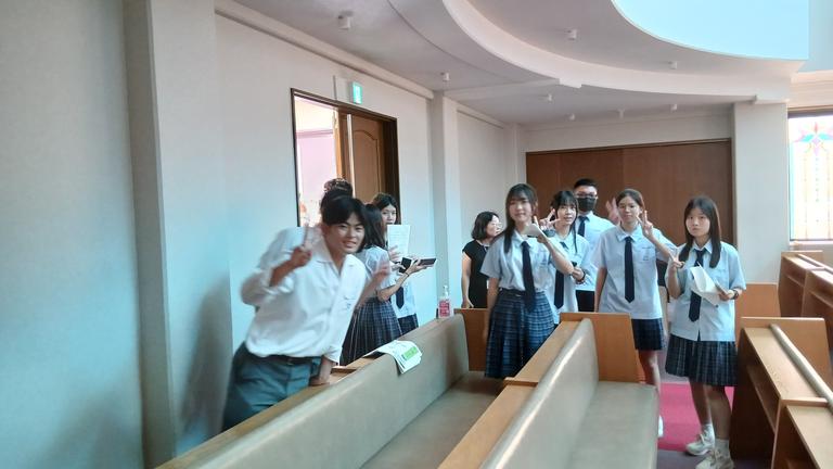 鼓山（グシャン）中学高級学校より７名の生徒が本校に訪れてくれました 画像